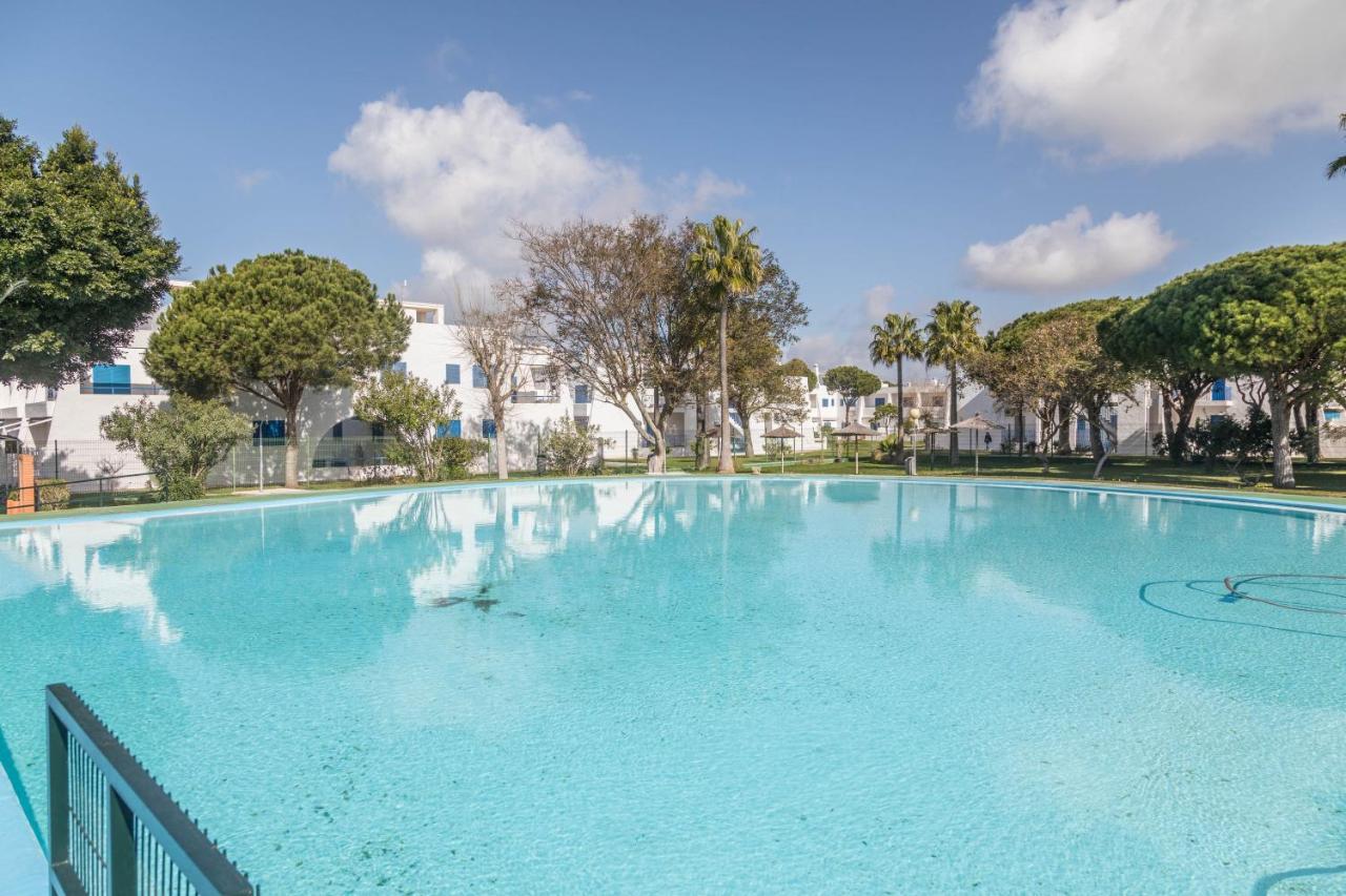 Apartamento Almadraba Chiclana de la Frontera Exterior photo