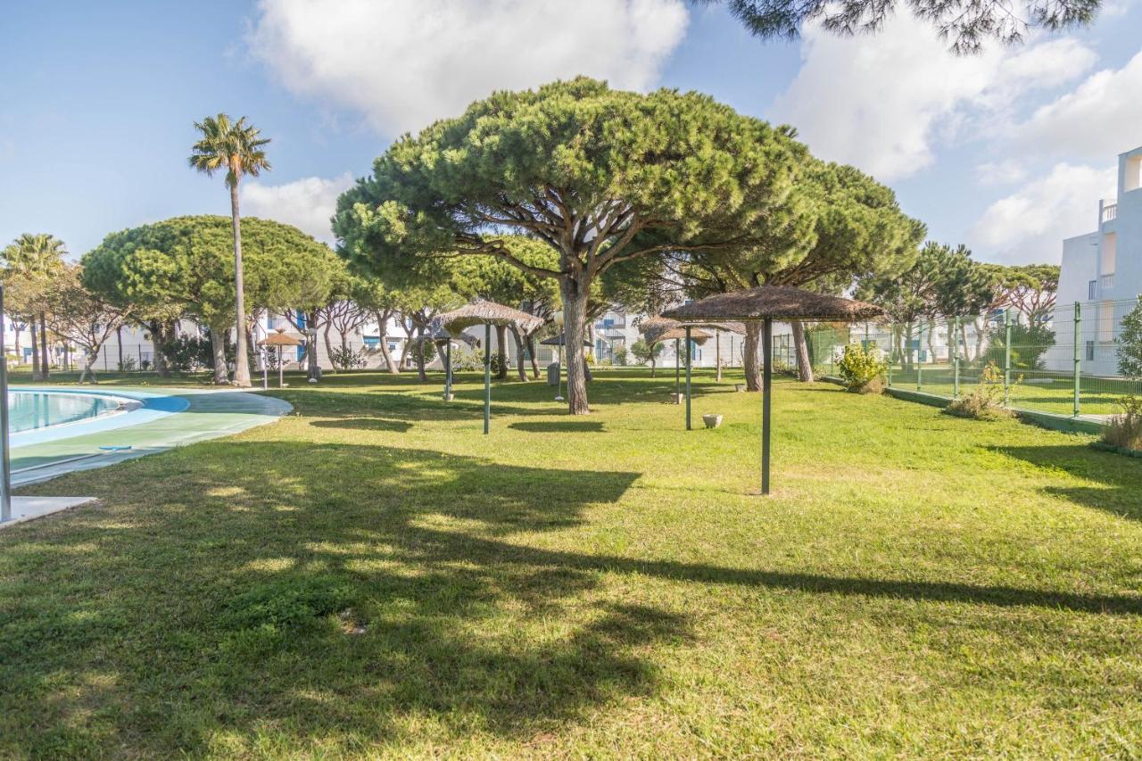 Apartamento Almadraba Chiclana de la Frontera Exterior photo
